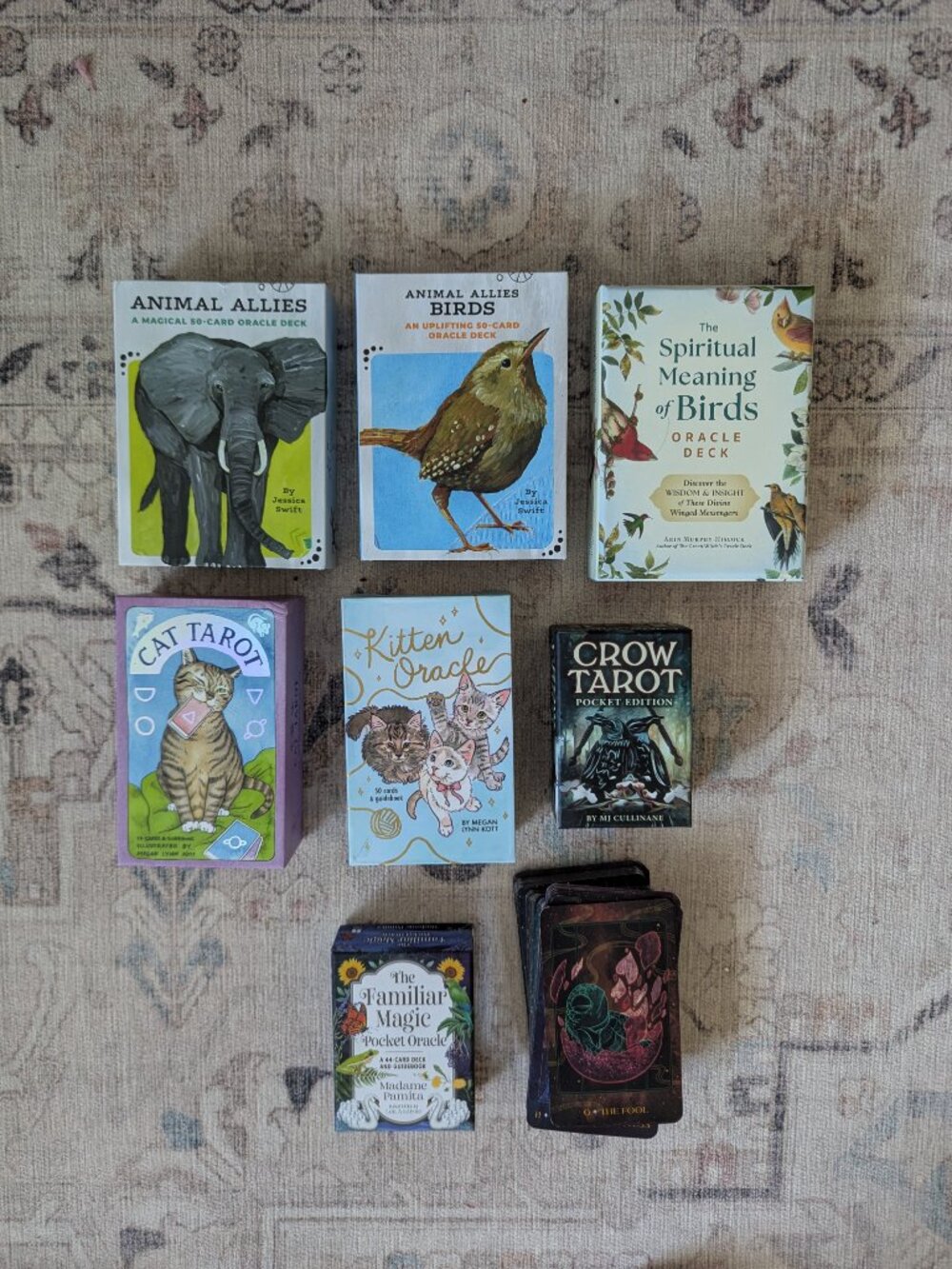 Tarot and oracle cards bundle
